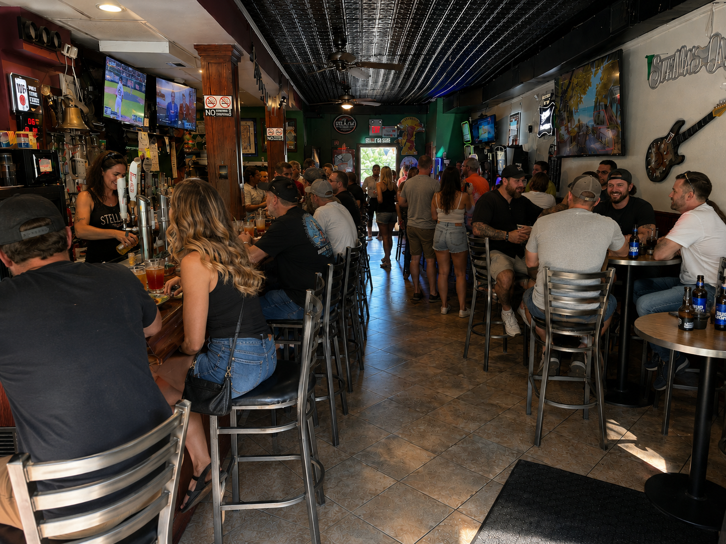 Inside Stella's On State